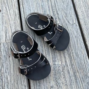 Salt Water Sea Wees Size 3 EUC